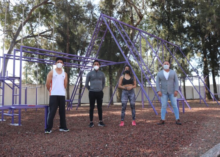 Realiza INDEM demostración de nuevo gimnasio de calistenia en Estadio Centenario