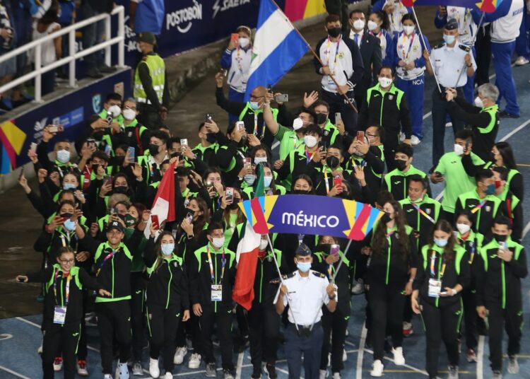 México desfila en Cali y quedan inaugurados los primeros Juegos Panamericanos Junior