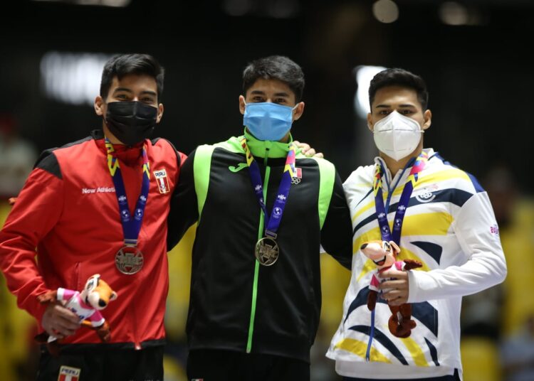 Dos mexicanos suben al podio en cierre de gimnasia artística en Cali-Valle 2021