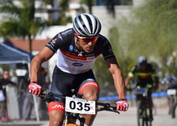 Gerardo Ulloa se convierte en el único ciclista latino en sumarse al equipo europeo Massi UCI Team