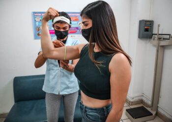 Siguen INDEM con consultas nutricionales en el Centenario