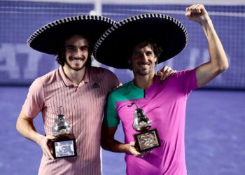 Stefanos Tsitsipas y Feliciano López se coronan en dobles en el AMT 2022