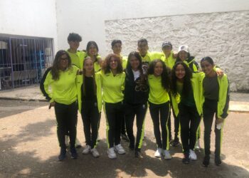 Viaja selección morelense de atletismo con rumbo a Juegos Nacionales CONADE 2022