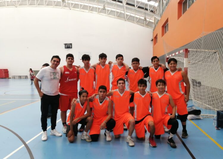 Obtienen la gloria en baloncesto varonil Técnicos Laboratoristas