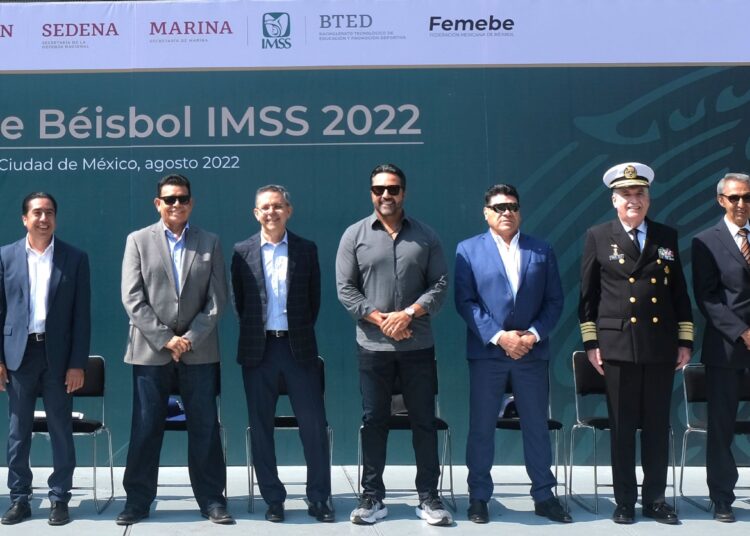 Realiza IMSS clínica de beisbol con las leyendas mexicanas del rey de los deportes