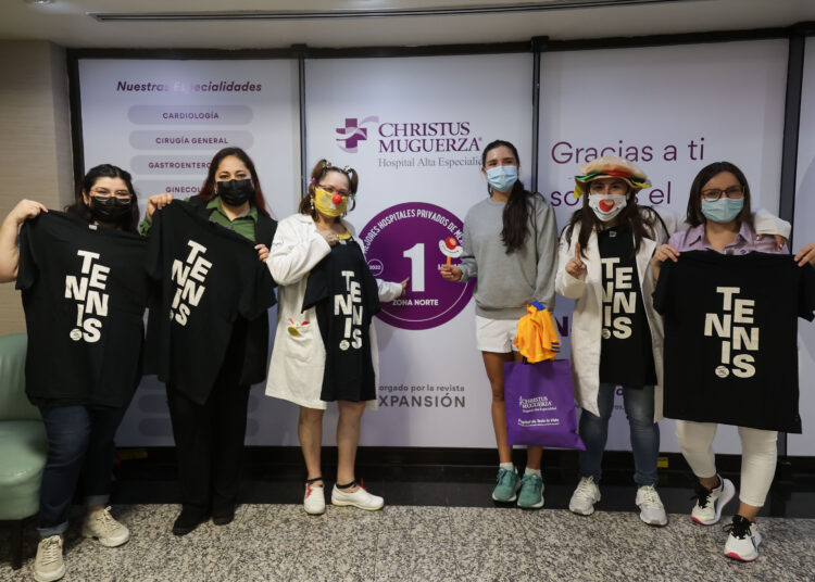 Lleva Camila Osorio alegría al hospital Christus Muguerza