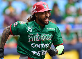 México viene de atrás y vence a República Dominicana en inicio de Serie del Caribe 