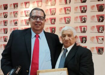 Histórico, Roger Chávez ingresa al salón del periodista deportivo