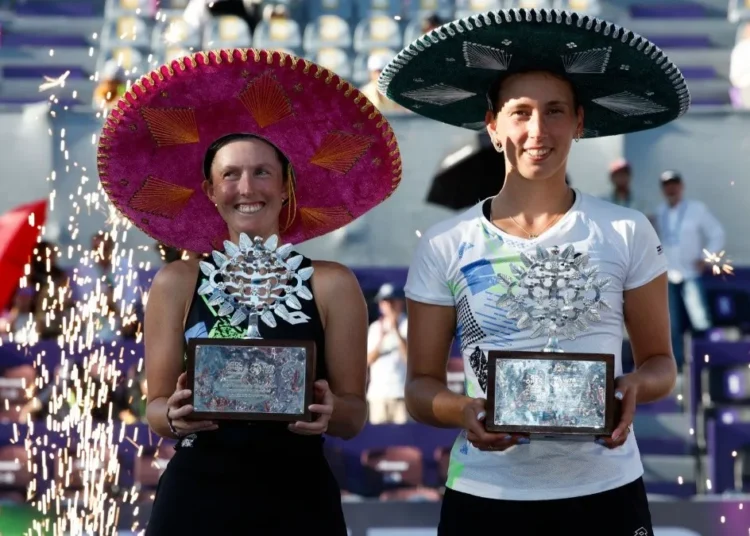 Storm Hunter y Elise Mertens celebran el titulo de dobles del GDL Open Akron