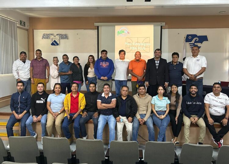 Vienen cosas buenas para el baloncesto en Morelos: Modesto Robledo